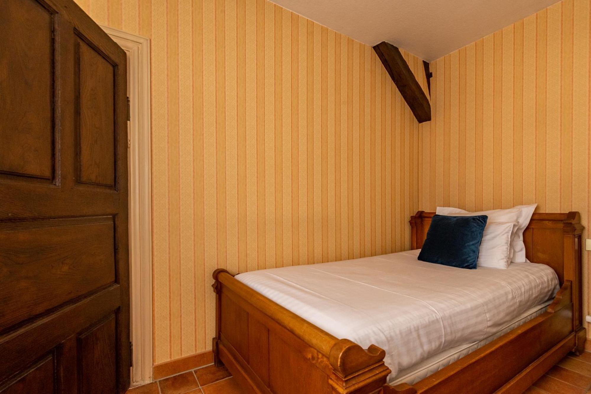 Hotel Chez Camille Arnay-le-Duc Esterno foto