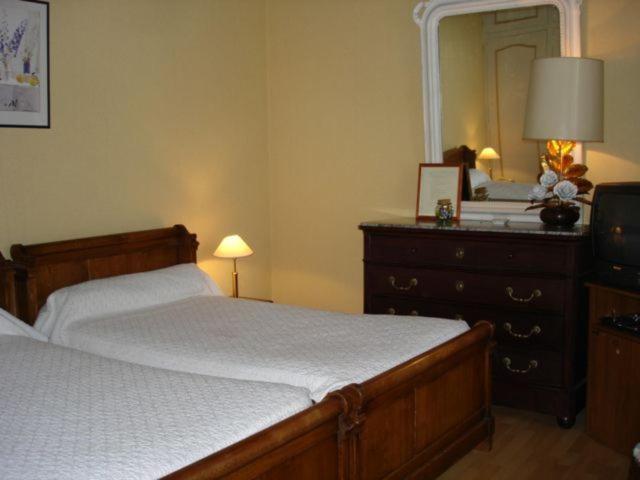 Hotel Chez Camille Arnay-le-Duc Esterno foto