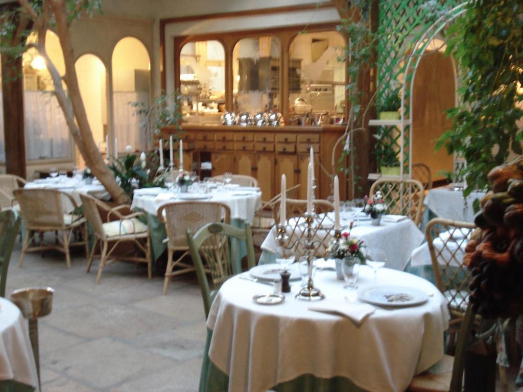 Hotel Chez Camille Arnay-le-Duc Esterno foto